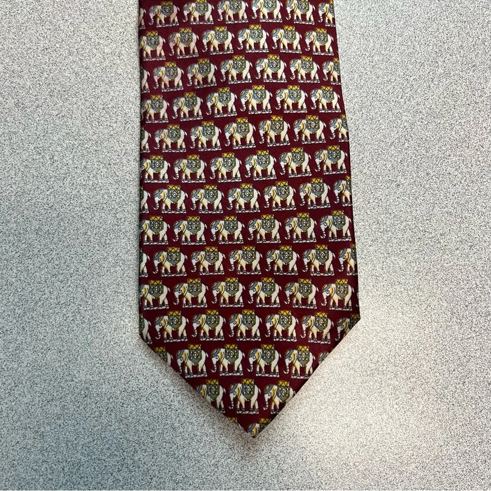 100% Silk All Over Print Elephant Print Men's Tie Made in India